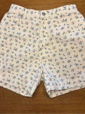 High Sierra white Shorts with Blue Floral Print